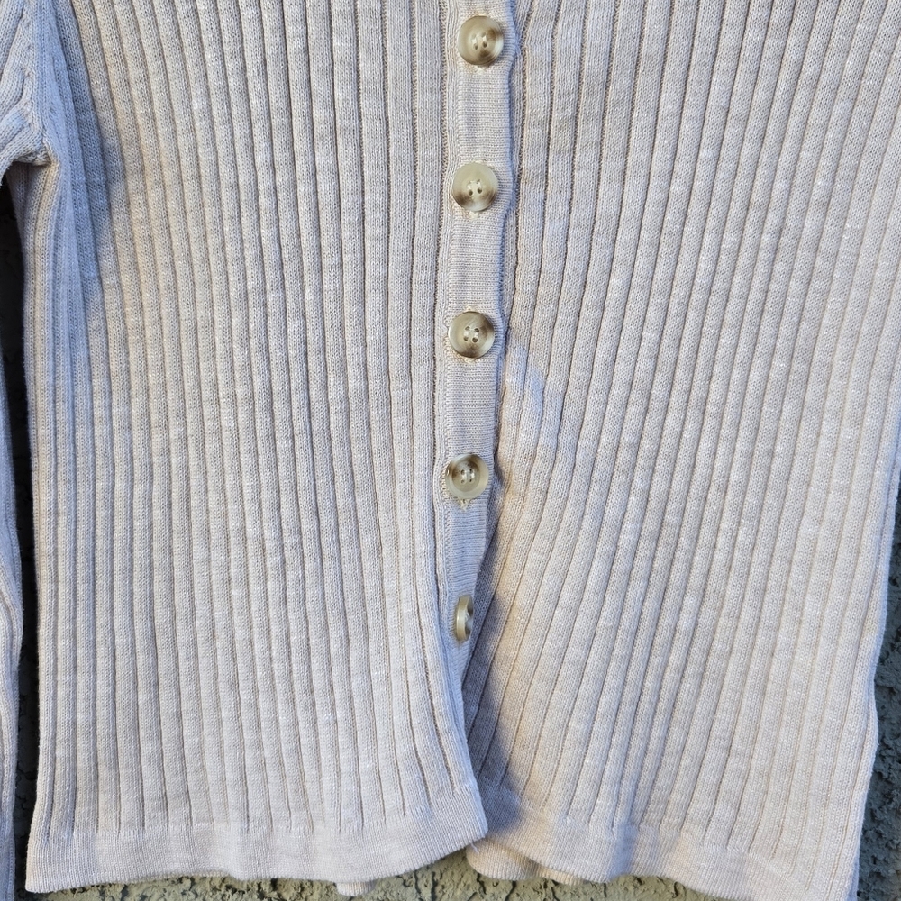 Heartloom Oatmeal Ribbed Button Down Cardigan - Picture 3 of 7